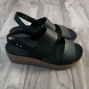 Crocs Brooklyn Low Wedge Sandals size 10